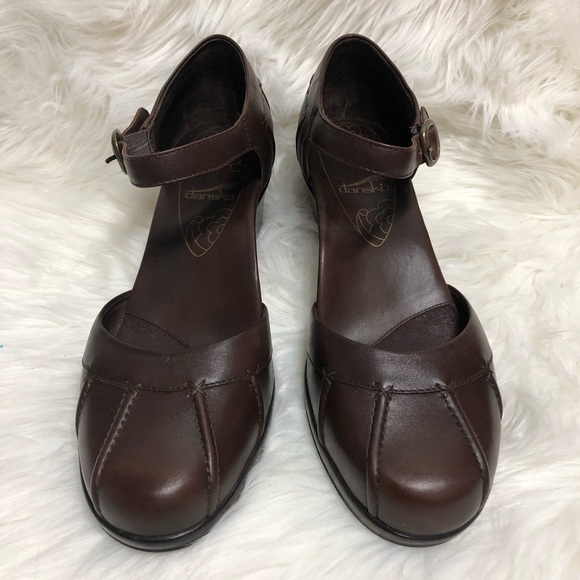 dansko mary jane heels